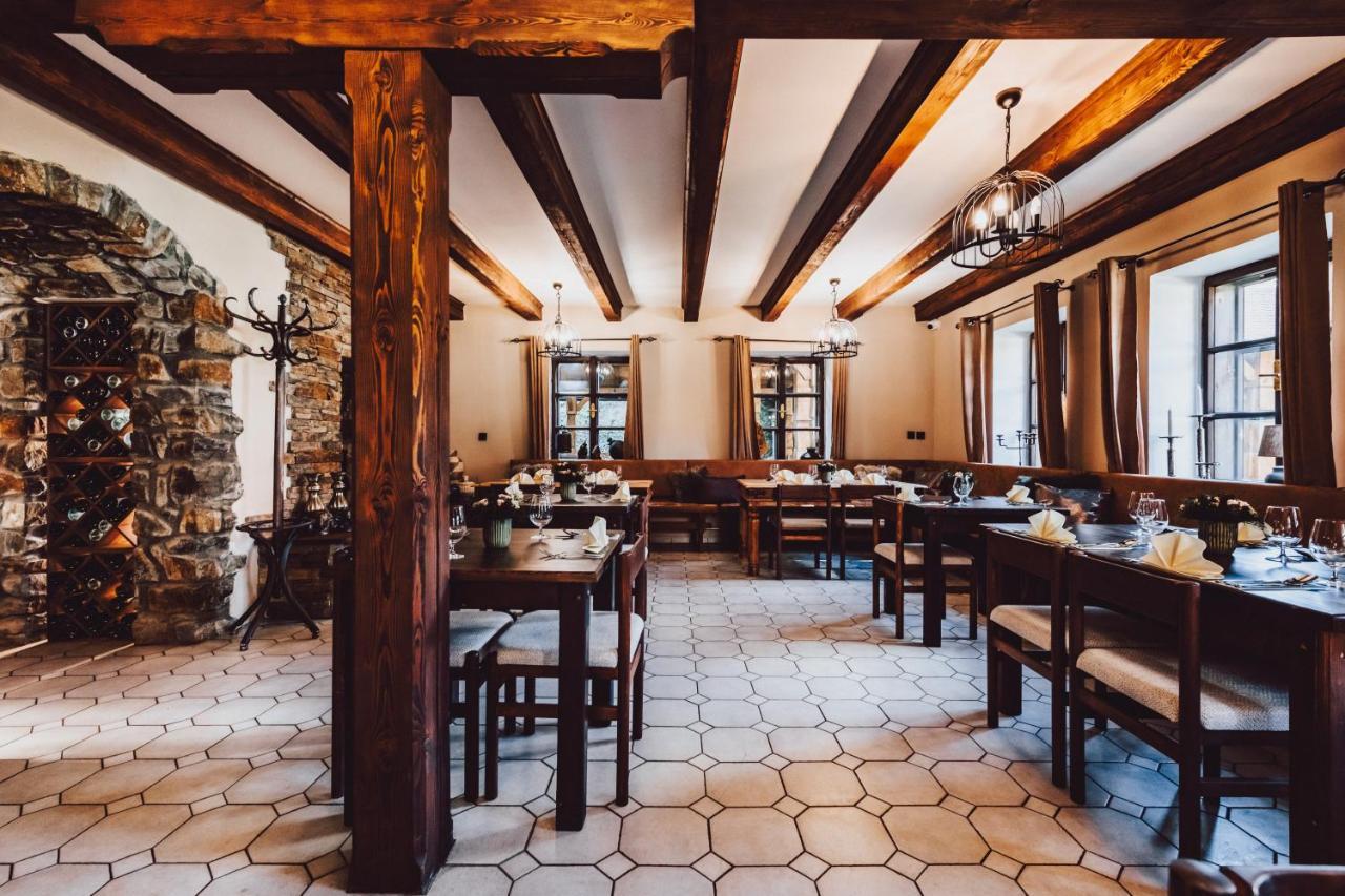 Resort Mlyn Cernovice Cernovice  Dış mekan fotoğraf