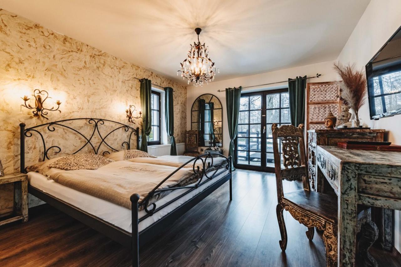 Resort Mlyn Cernovice Cernovice  Dış mekan fotoğraf