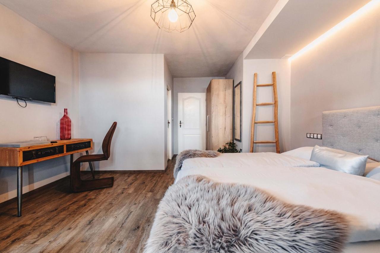 Resort Mlyn Cernovice Cernovice  Dış mekan fotoğraf