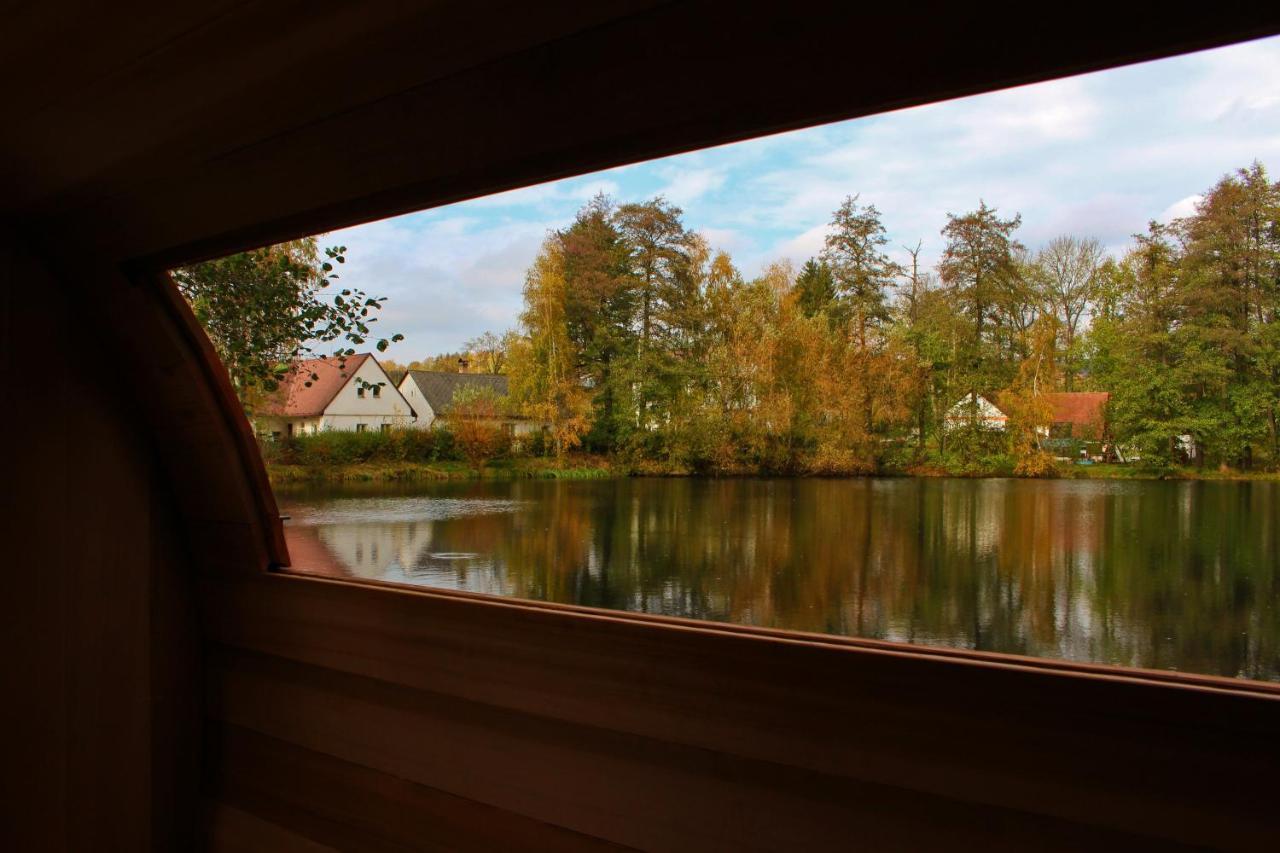 Resort Mlyn Cernovice Cernovice  Dış mekan fotoğraf
